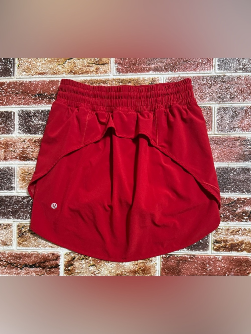 Lululemon Hotty Hot Skirt Size 4 Dark Red Built in Shorts / Skort